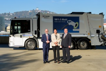 Das erste vollelektrische Entsorgungsfahrzeug von LINZ AG ABFALL ist seit Anfang November 2024 in Betrieb. 