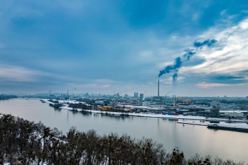 Blick auf den Energiepark im Winter